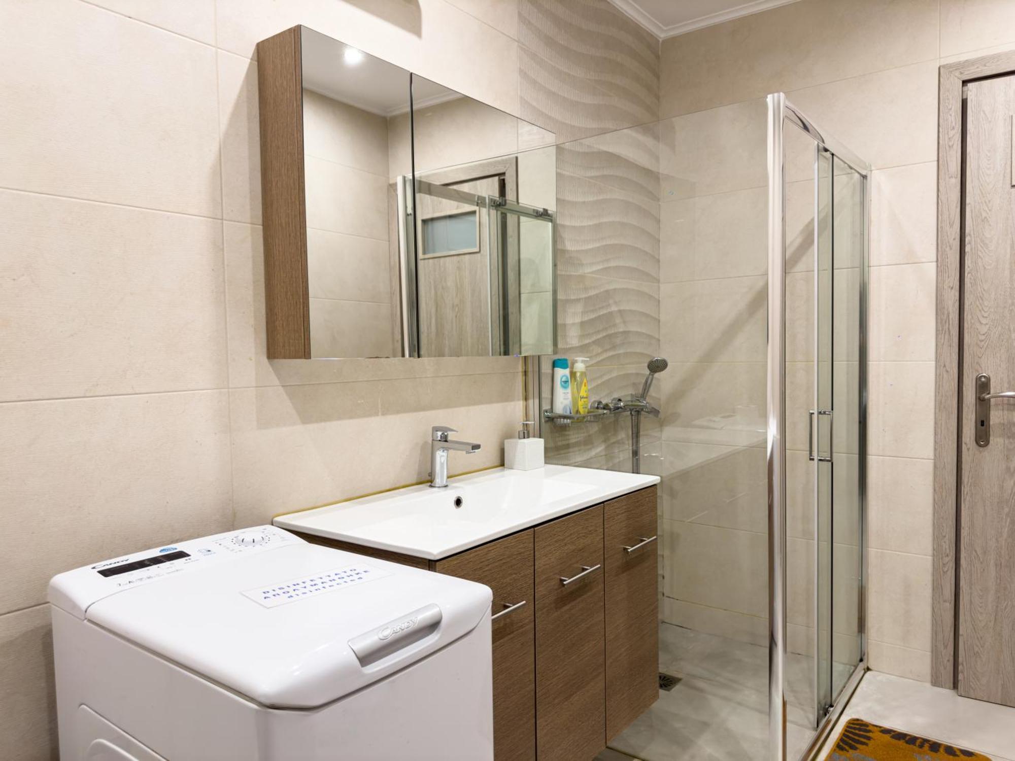 Contemporary & Spacious Renovated Apartment, Dt Syntagma, /Touristic Area Αθήνα Εξωτερικό φωτογραφία