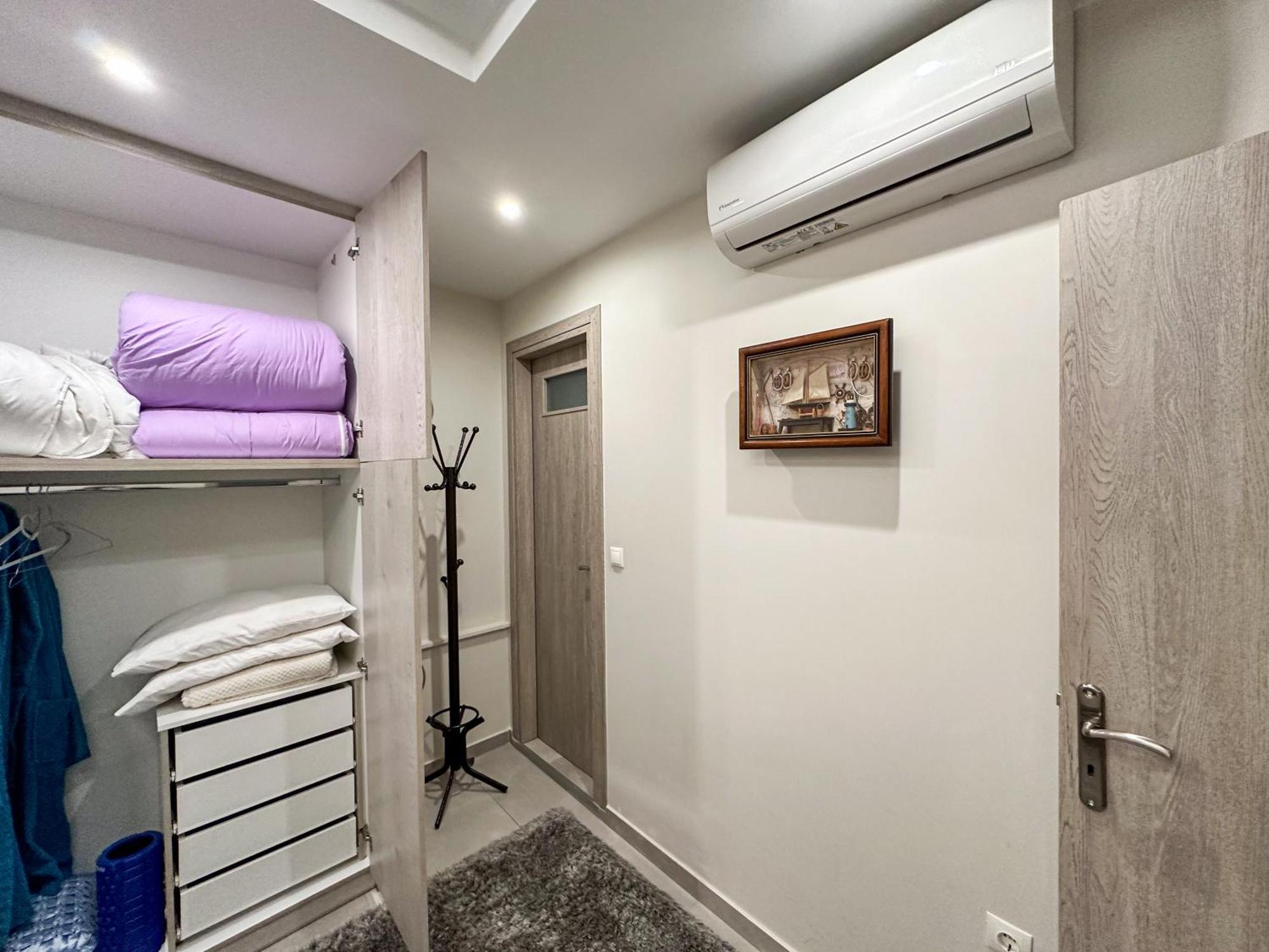 Contemporary & Spacious Renovated Apartment, Dt Syntagma, /Touristic Area Αθήνα Εξωτερικό φωτογραφία
